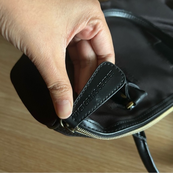 Victoria’s Secret Y2K Nylon Travel Cosmetic Bag - Picture 2 of 12